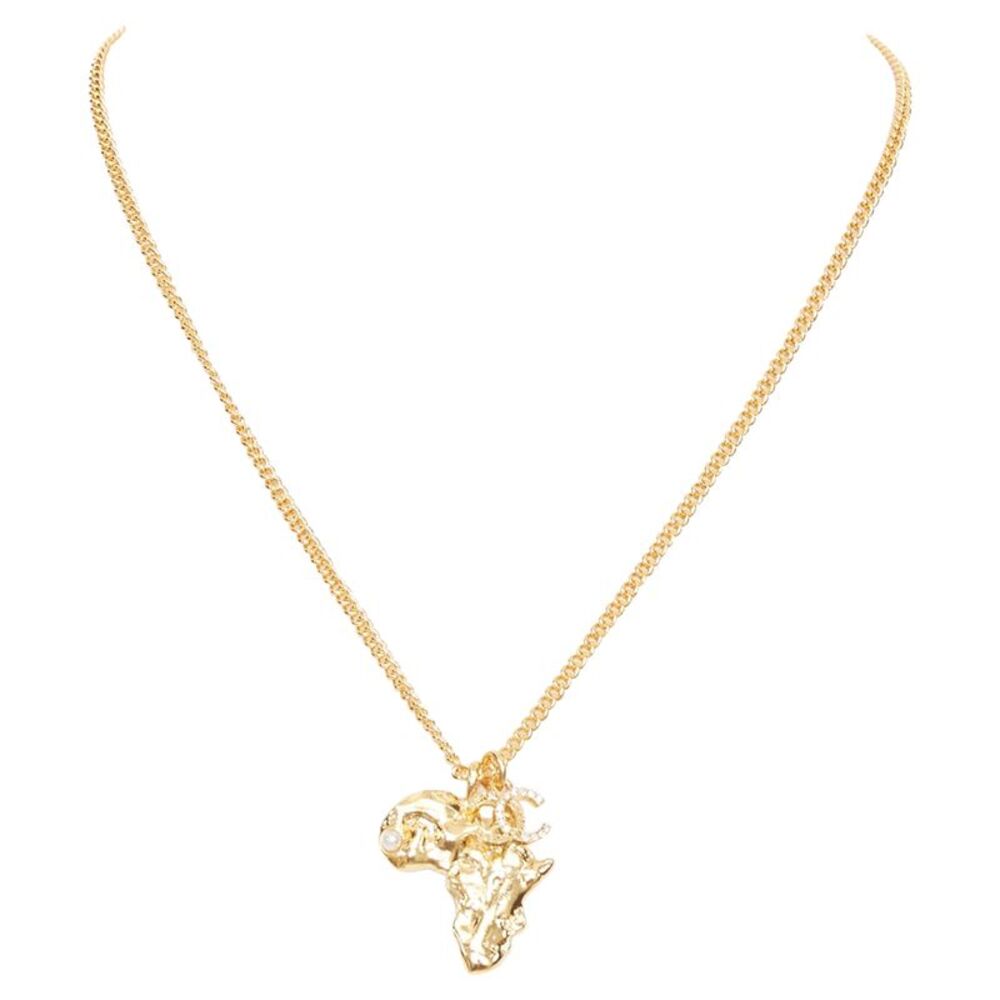 Chanel gold CC logo Africa Map pearl strass necklace